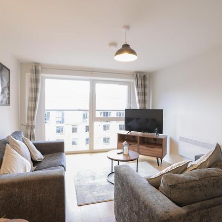 Southbank Leeds Apartment. New! With Free Parking Exterior foto