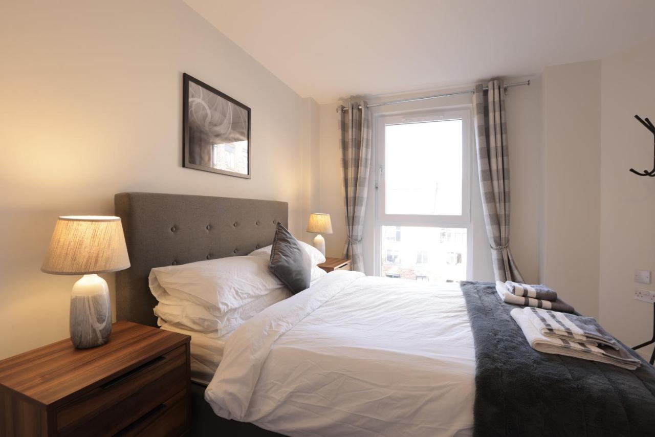 Southbank Leeds Apartment. New! With Free Parking Exterior foto