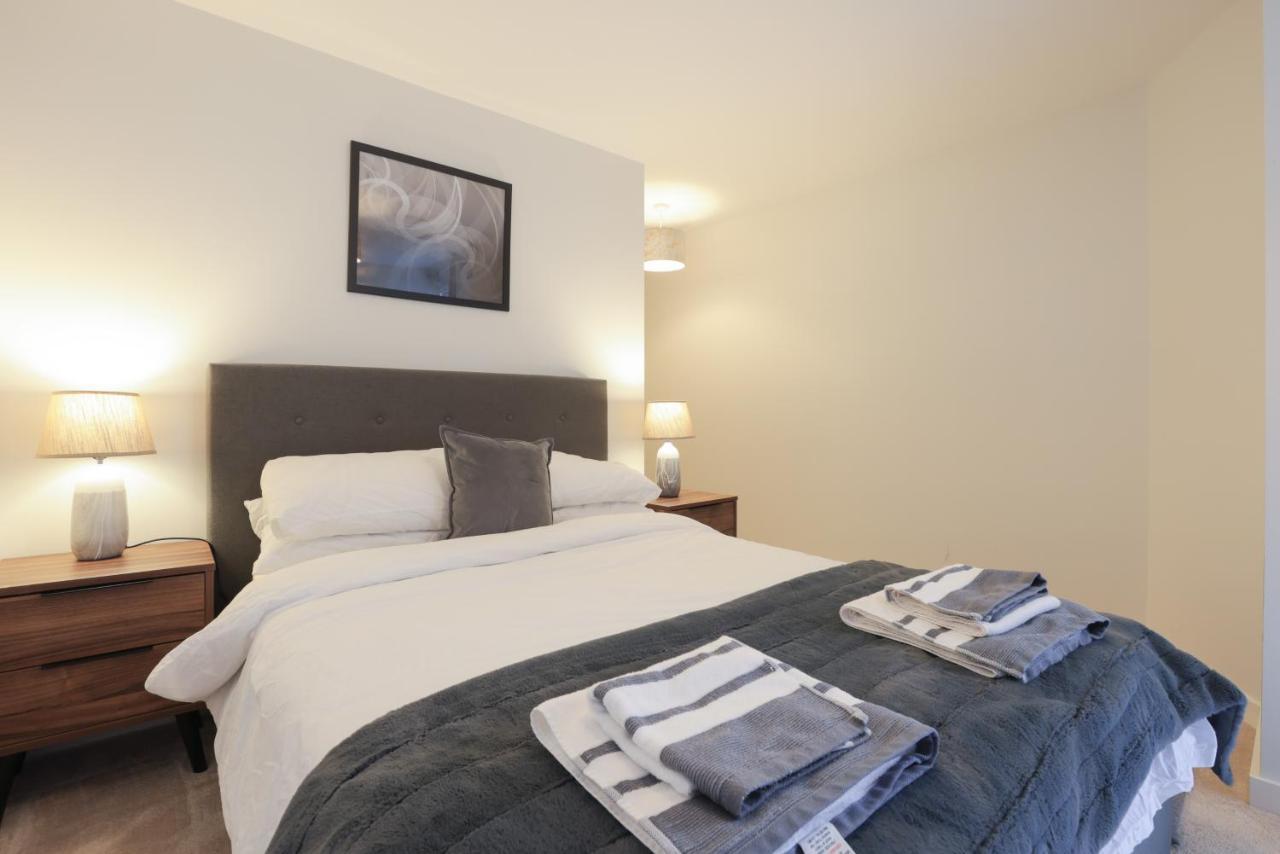 Southbank Leeds Apartment. New! With Free Parking Exterior foto
