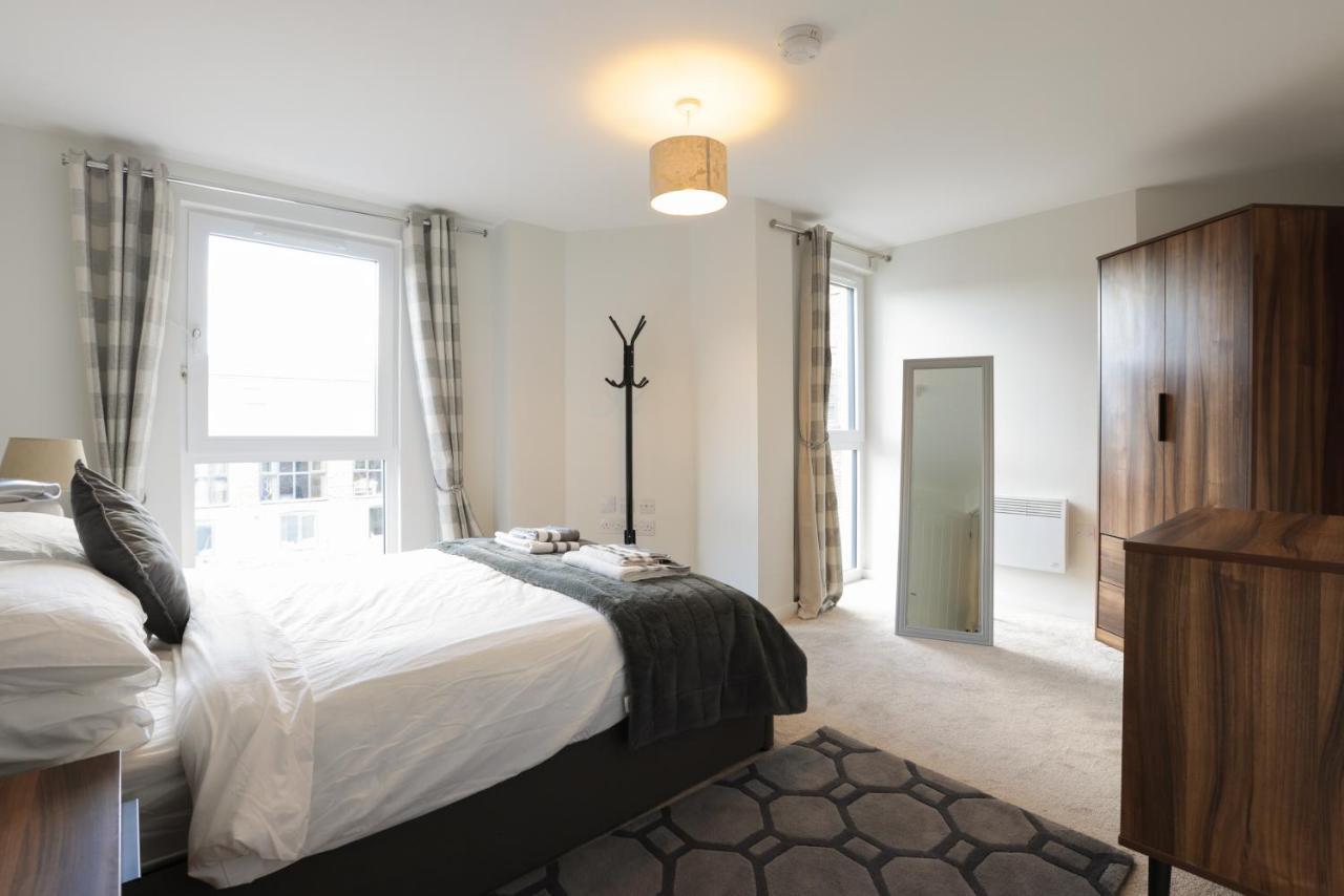 Southbank Leeds Apartment. New! With Free Parking Exterior foto