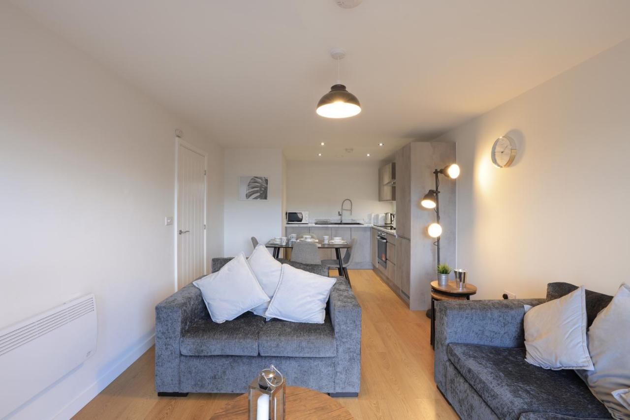 Southbank Leeds Apartment. New! With Free Parking Exterior foto