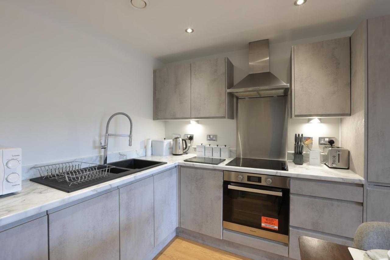 Southbank Leeds Apartment. New! With Free Parking Exterior foto